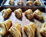 Foto langkah ke 6 dari resep Pastry lipat.