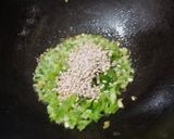 हरे लहसुन बाजरे के पराठे रेसिपी चरण 3 फोटो