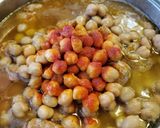 Foto del paso 2 de la receta: Guiso de Garbanzos con longaniza