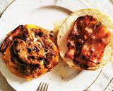 Foto del paso 7 de la receta Hamburguesa con Foie de Pato y reducción de Oporto