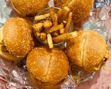 A picture of step 4 of Dynamite chicken burger.