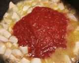 A picture of step 2 of Spaghetti with sword fish ragu.