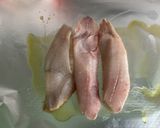 Une image de l'étape 3 de Filets de dorade à l’ail frais mariné, citron vert et coriandre.
