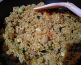 Foto langkah ke 4 dari resep Nasi Goreng Solaria.