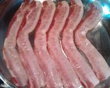 A picture of step 3 of Bacon Cooked Scallop Salad.