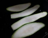 Foto del paso 4 de la receta: Calabacines empanizados con una rica salsa🍲🥘🍲