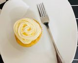 Hình bước làm 9 của món Cupcake kem tươi