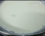 A picture of step 5 of Icecrem jello||vanilla ice cream jello dessert.