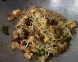 Foto langkah ke 4 dari resep Tumis Toge (kecambah).