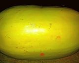 A picture of step 4 of Mike's Spaghetti Squash & Marinara Sauce.