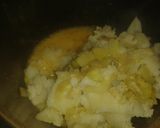 A picture of step 3 of Low fat Spanish omelette.