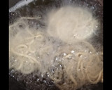 சாமைஅரிசிமுருங்கைஇலை முறுக்கு(samai arisi murukku recipe in tamil) ரெசிபி ஸ்டேப் 2 புகைப்படம்