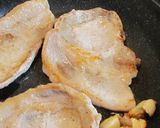 A picture of step 6 of Pork with Mushroom Soy Milk Sauce.
