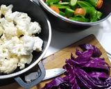 صورة لخطوة 1 من وصفة طريقة عمل مخلل المشكل 🥒🥦