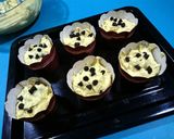 Foto langkah ke 6 dari resep Easy Choco Cheese Muffin.