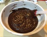 Foto langkah ke 5 dari resep Cupcake Coklat Super Gampang (tanpa telur tanpa susu).