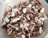 Foto del paso 1 de la receta: Pica pica de pulpo con patatas fritas