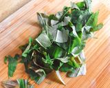 Hình bước làm 4 của món Thịt Gà Kho Rau Răm