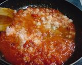A picture of step 3 of Simple Crab Meat Tomato Cream Pasta.