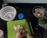 Foto langkah ke 7 dari resep Mie Ayam Jamur Rumahan (step video).