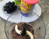 Foto langkah ke 2 dari resep Smoothies Anggur Jawa.