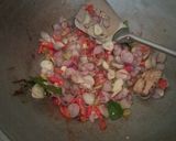 Foto langkah ke 3 dari resep Sambel Goreng bumbu Iris .