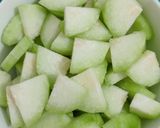 A picture of step 2 of Spicy hairy gourd noodles.