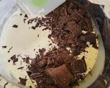 Hình bước làm 1 của món Bánh khúc cây Noel (Yule Log cake)