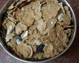 A picture of step 2 of Cornflakes ladoo.