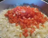 Foto del paso 4 de la receta: Pasta con cebolla, jitomate y queso!!!