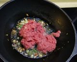 Gambar langkah 3 resipi Pad kra pao daging.