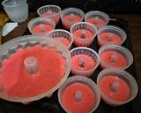 Foto langkah ke 2 dari resep Puding Lumut Merah Putih.