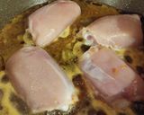 Foto del passaggio 3 della ricetta Pollo con salsa di soia e arance