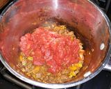 A picture of step 5 of Fajita Chili.