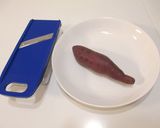 A picture of step 1 of Non-Fried Potato Chips Easy in the Microwave.
