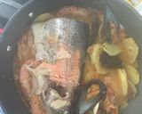 Foto del paso 2 de la receta Trucha salmonada con marisco