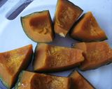 A picture of step 1 of Warm Kabocha Squash and Mushroom Salad with Miso Mayonnaise.