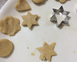 கிறிஸ்துமஸ் கோதுமை குக்கீஸ்(wheat cookies recipe in tamil) ரெசிபி ஸ்டேப் 8 புகைப்படம்