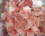 A picture of step 2 of Simmered Tuna Offcuts.