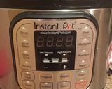 A picture of step 6 of Instant Pot Yogurt.