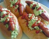 A picture of step 3 of Avocado Hot Dog for Brunch.