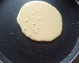 हनी पॅनकेक (honey pancake recipe in marathi) रेसिपी स्टेप 3 फोटो 
