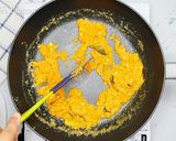Foto langkah ke 4 dari resep Saus Telur Asin Super Creamy.