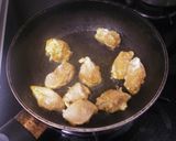 A picture of step 2 of Curry Powder Chicken.