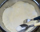 Foto del paso 1 de la receta: Rosca de jamón y queso sencilla