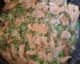 Foto del paso 5 de la receta: Pasta con pollo y chícharos