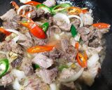 Foto langkah ke 4 dari resep Oseng Daging sapi.