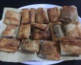 Foto langkah ke 3 dari resep Kulit pangsit isi coklat.