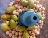 Foto del paso 1 de la receta: Hummus de Garbanzos y Aceitunas
