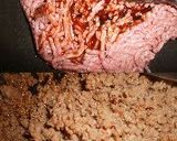 A picture of step 2 of Taiwanese Mixed Noodles.